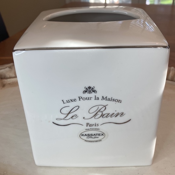 Kassatex Bath Kassatex Le Bain Tissue Cover Poshmark